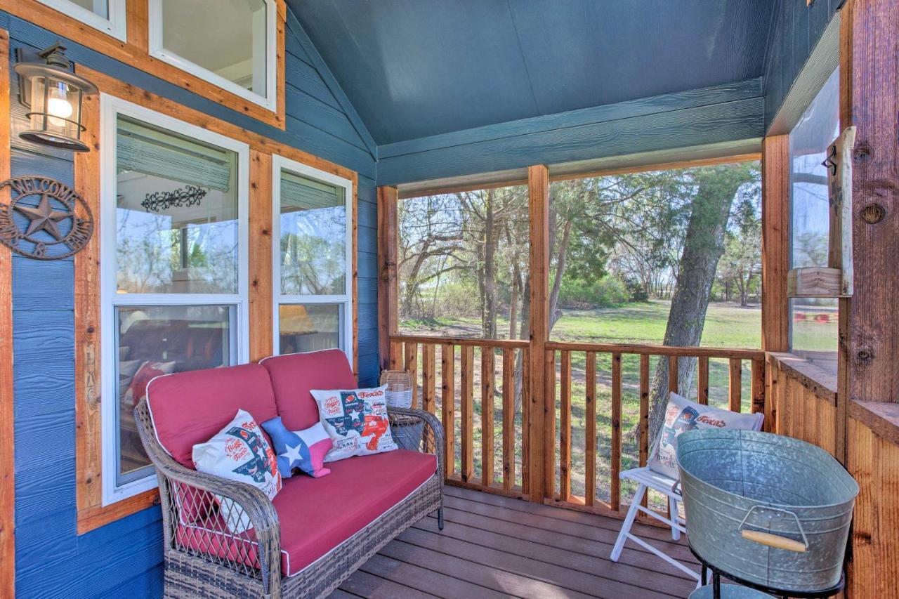 Cozy Mckinney Tiny Home With Porch And Fire Pit! Exterior foto